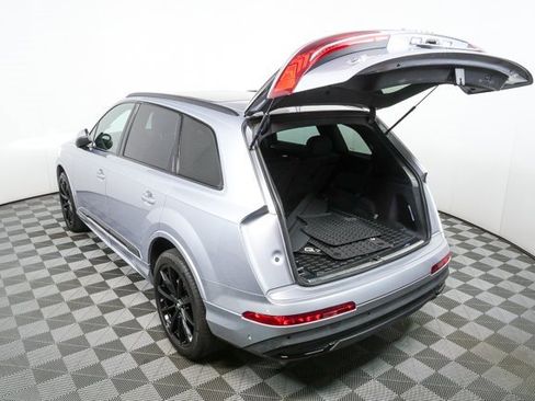 Used 2020 Audi Q7 3.0T Premium Plus w/ Premium Plus Package image 29