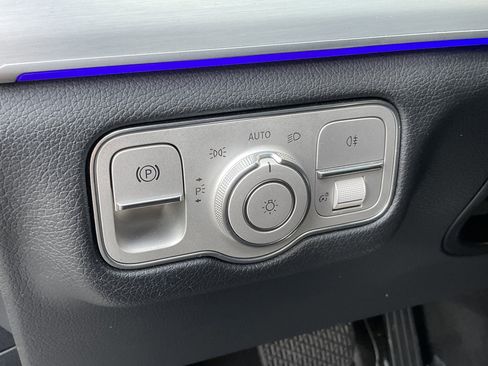 Used 2022 Mercedes-Benz GLE 350 GLE 350 image 28