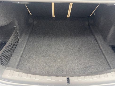 Used 2023 BMW 330i Sedan w/ Driving Assistance Package image 79