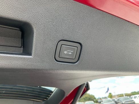 New 2026 Buick Enclave Sport Touring w/ Super Cruise Package image 17