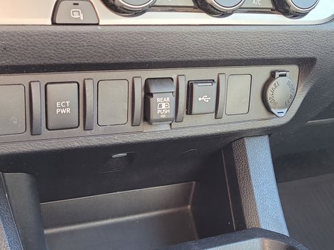 Certified 2023 Toyota Tacoma SR5 image 26