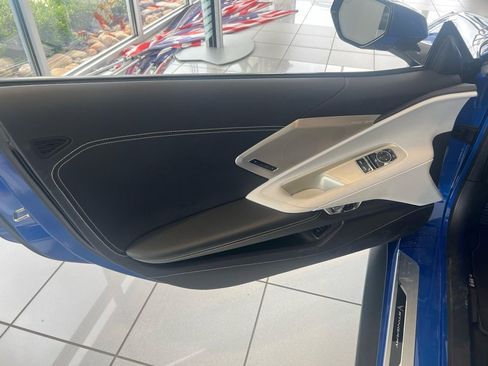 Used 2022 Chevrolet Corvette Stingray Preferred Cpe w/ 2LT image 21