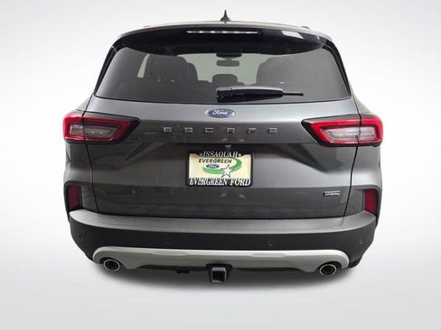 Used 2024 Ford Escape SE w/ PHEV Premium Package image 6
