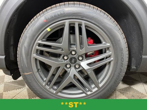 New 2026 Ford Explorer ST image 13