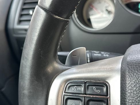 Used 2013 Dodge Challenger R/T image 33