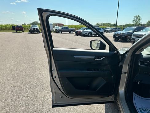 Used 2025 MAZDA CX-5 AWD 2.5 S w/ Select Package image 11