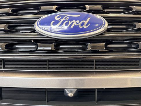 Used 2017 Ford Explorer Sport w/ Equipment Group 401A image 18