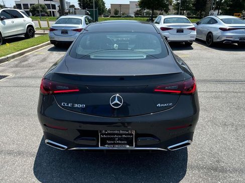 Used 2024 Mercedes-Benz CLE 300 4MATIC Coupe image 5