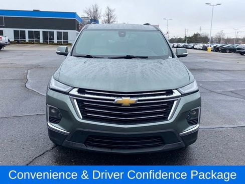 Certified 2023 Chevrolet Traverse LT image 3