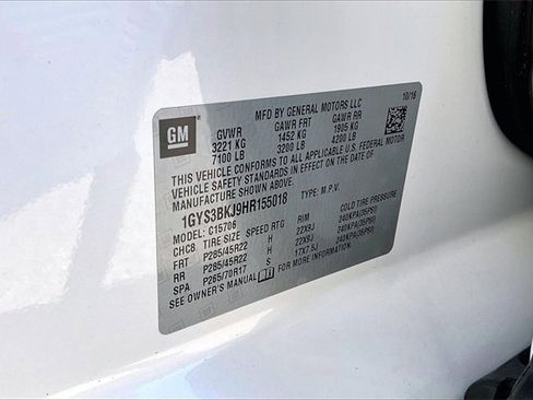 Used 2017 Cadillac Escalade Luxury image 16