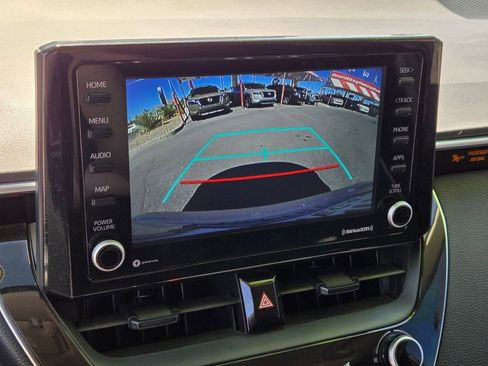 Used 2022 Toyota Corolla LE FWD image 27