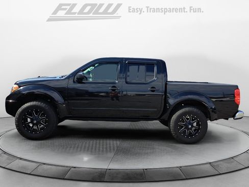 Used 2021 Nissan Frontier SV AWD/4WD image 5