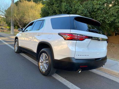 Used 2023 Chevrolet Traverse LT image 76