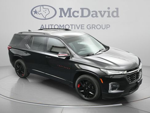 Used 2023 Chevrolet Traverse Premier w/ Redline Edition FWD image 34