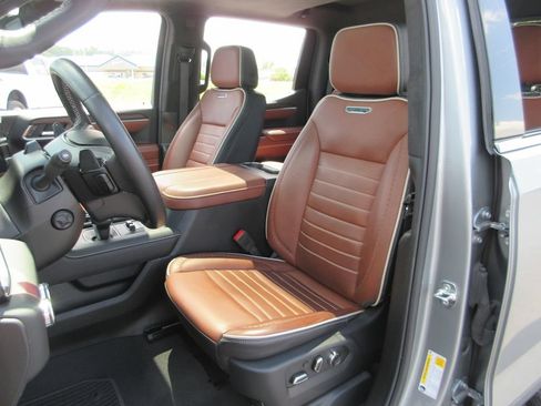 Certified 2025 GMC Sierra 1500 Denali Ultimate AWD/4WD image 26