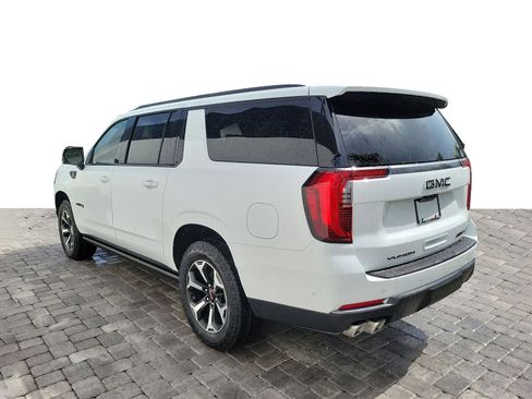 New 2026 GMC Yukon XL AT4 w/ AT4 Premium Plus Package AWD/4WD image 4