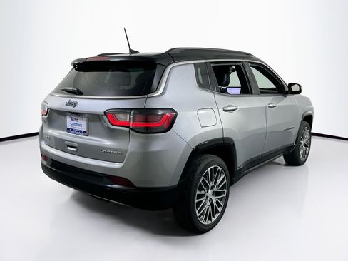 Used 2023 Jeep Compass Limited w/ Elite Group AWD/4WD image 5
