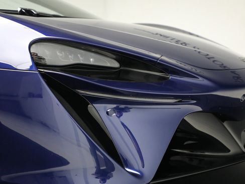New 2025 McLaren Artura Spider image 44