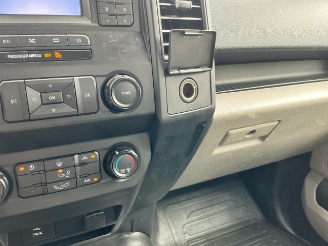 Used 2019 Ford F150 XL w/ Equipment Group 101A Mid RWD image 24
