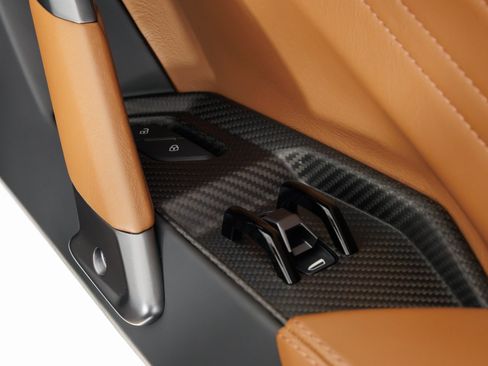 Used 2024 Lamborghini Revuelto AWD/4WD image 48