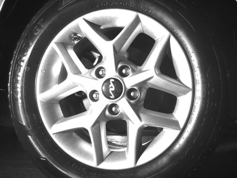 Used 2025 Kia Soul LX w/ LX Technology Package FWD image 15