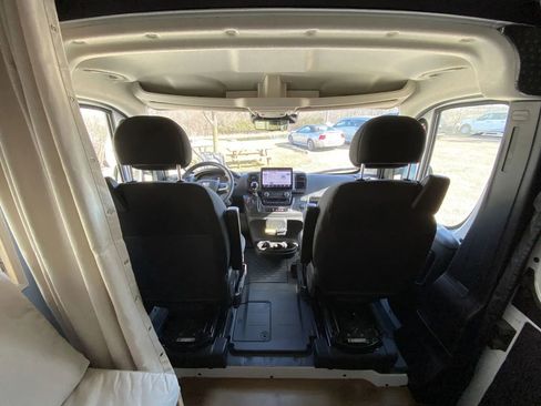 Used 2023 RAM ProMaster 3500 w/ Premium Convenience Group (B) image 18