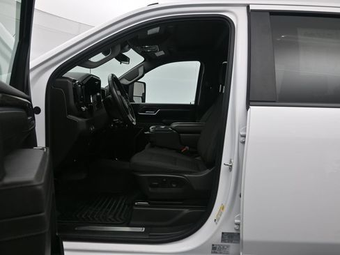 Certified 2025 Chevrolet Silverado 2500 LT w/ Convenience Package AWD/4WD image 21