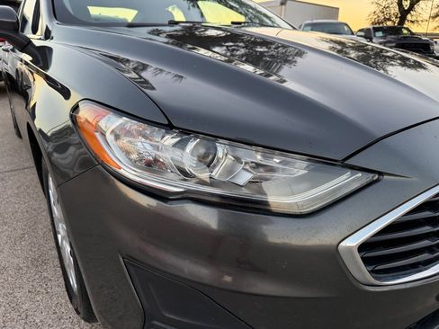 Used 2020 Ford Fusion S image 9