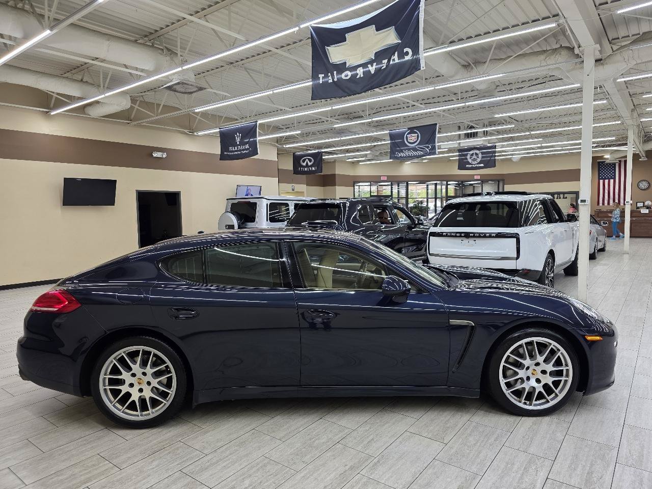 Used 2016 Porsche Panamera 4 Edition AWD/4WD image 5