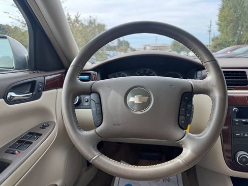 Used 2008 Chevrolet Impala LT w/ Luxury Edition Package image 18