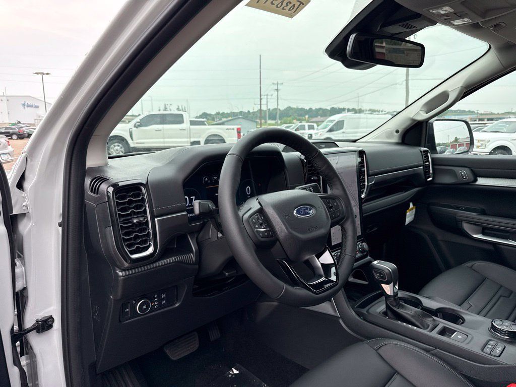 New 2026 Ford Ranger Lariat w/ FX4 Off-Road Package AWD/4WD image 24