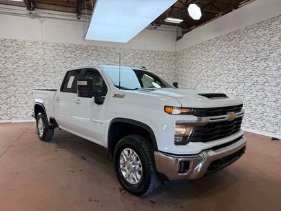 Used 2024 Chevrolet Silverado 2500 LT