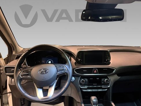 Used 2019 Hyundai Santa Fe Limited image 2