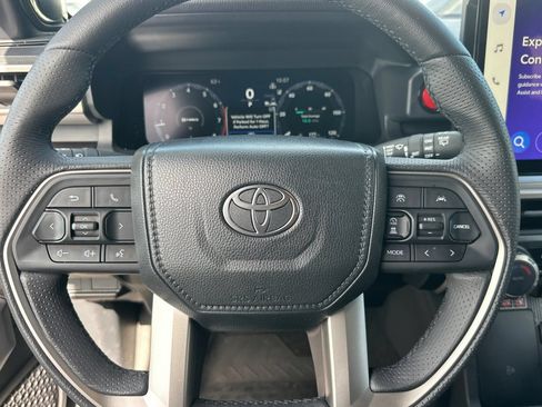 Used 2026 Toyota 4Runner TRD Off-Road Premium AWD/4WD image 29