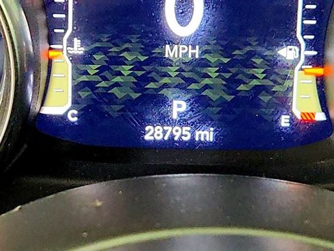 Used 2022 Jeep Wrangler Sport AWD/4WD image 14