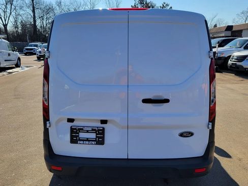 Used 2017 Ford Transit Connect XL image 12