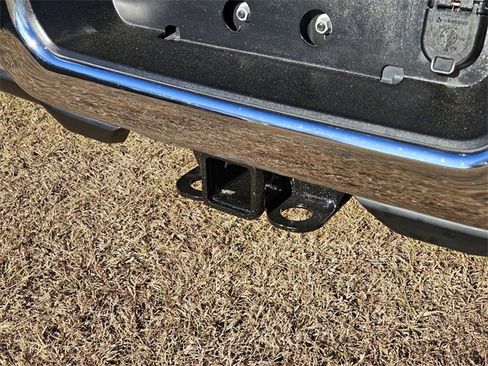 Used 2024 RAM 2500 Big Horn w/ Bed Utility Group image 15