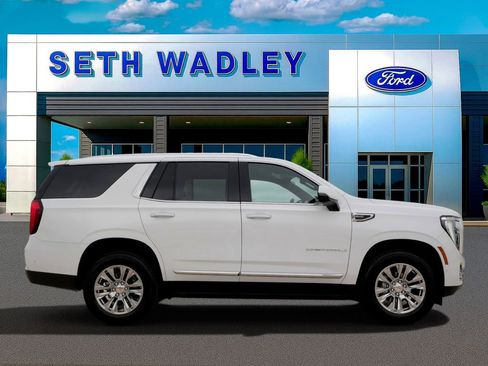 Used 2025 GMC Yukon Denali AWD/4WD image 2