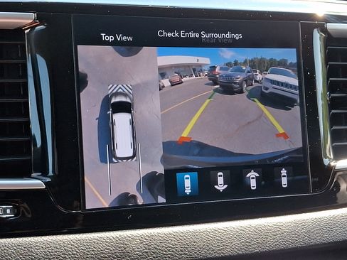Certified 2020 Chrysler Pacifica Touring-L Plus FWD image 20