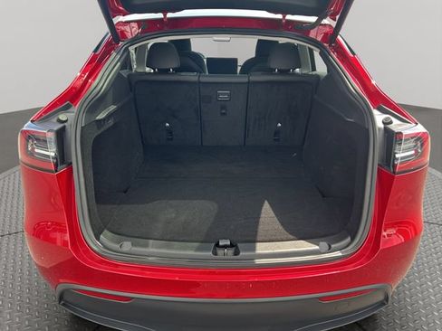 Used 2023 Tesla Model Y Long Range AWD/4WD image 20