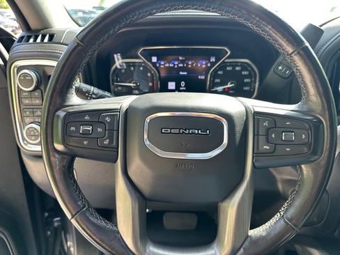 Used 2022 GMC Sierra 2500 Denali AWD/4WD image 31