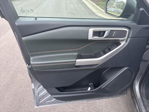 Used 2022 Ford Explorer Timberline image 8