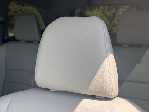Used 2022 Honda Pilot Special Edition image 25