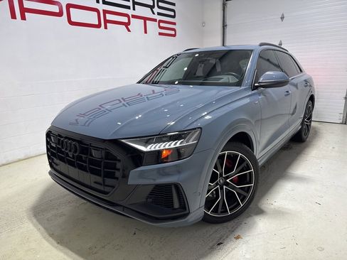 Used 2023 Audi Q8 Prestige w/ Prestige Package image 2