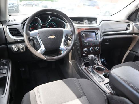 Used 2015 Chevrolet Traverse LT AWD/4WD image 18