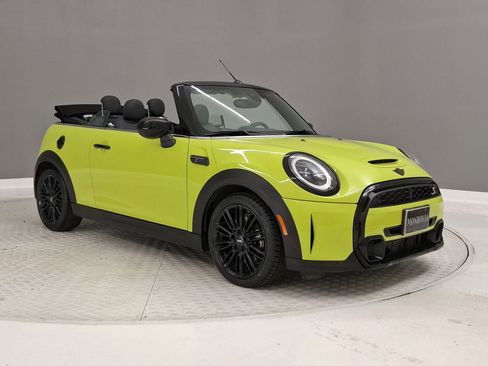 Used 2023 MINI Cooper S FWD image 5