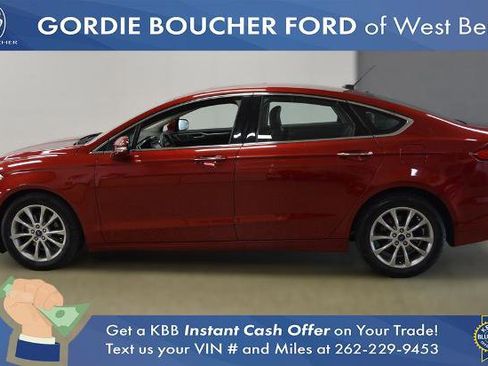 Certified 2017 Ford Fusion SE w/ Fusion SE Technology Package image 2