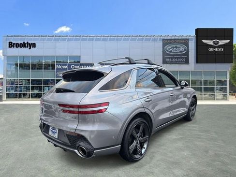 Used 2023 Genesis GV70 3.5T Sport w/ Sport Prestige Package image 4