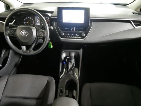 Used 2024 Toyota Corolla LE FWD image 10