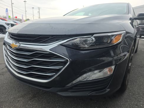 Used 2023 Chevrolet Malibu LT image 12